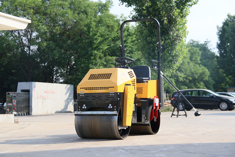 “明星款”小型壓路機(jī)，讓大家的選擇不再“迷路”！